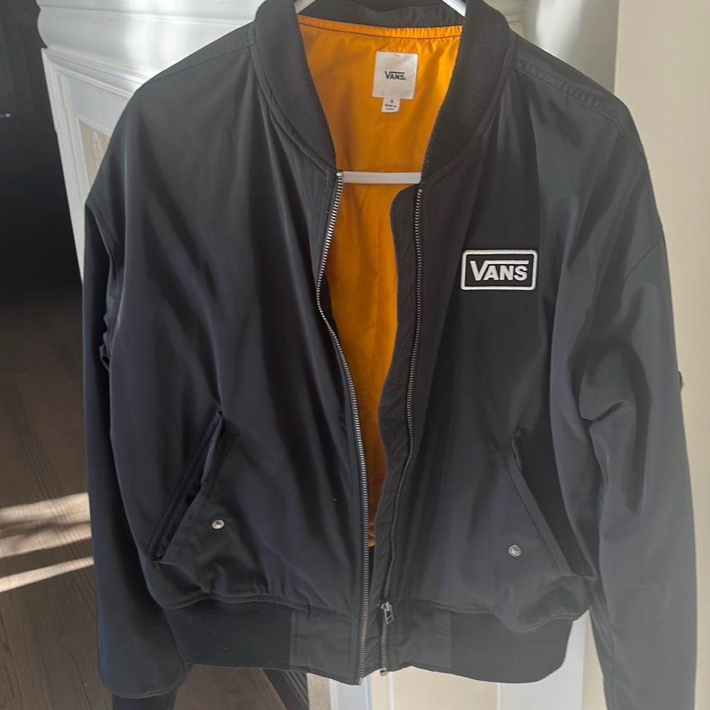 Boys Vans Winter Jacket
Excellent condition 
Barely worn!!